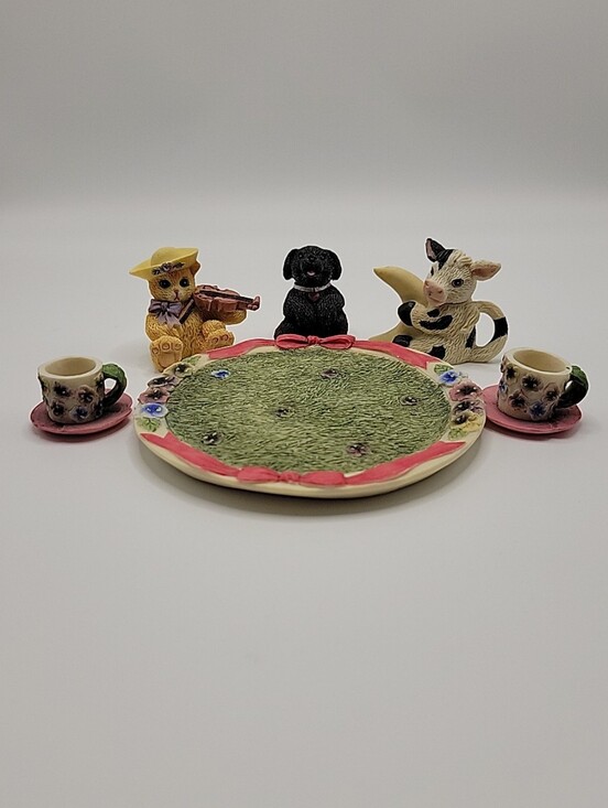 Young's INC Other - Young's Inc Hey Diddle Diddle Miniature Tea Set